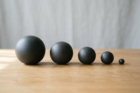 An image of the word minimize as defined by to reduce to the smallest possible amount or degree.