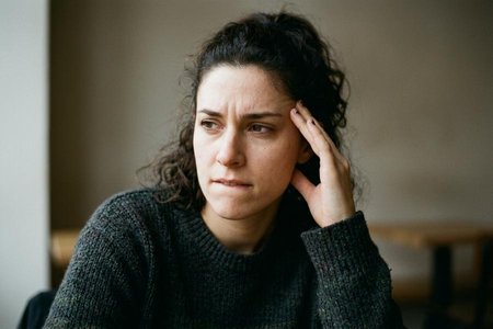 An image of the word rankle as defined by (of unpleasant feelings, experiences, etc.) to continue to cause keen irritation or bitter resentment within the mind; fester; be painful.